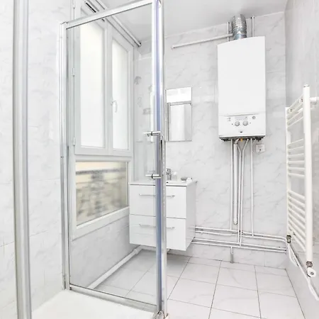 Serene - 2br 6p - Menilmontant *