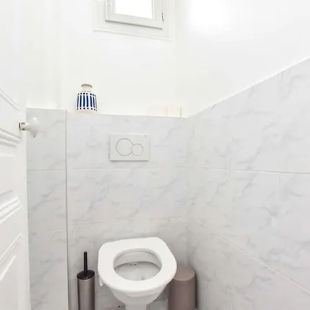 Serene - 2br 6p - Menilmontant 아파트 *